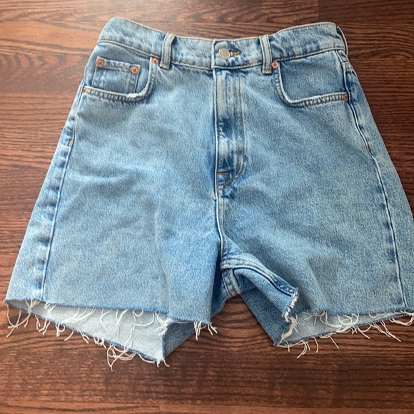 Zara Pants - Zara denim shorts